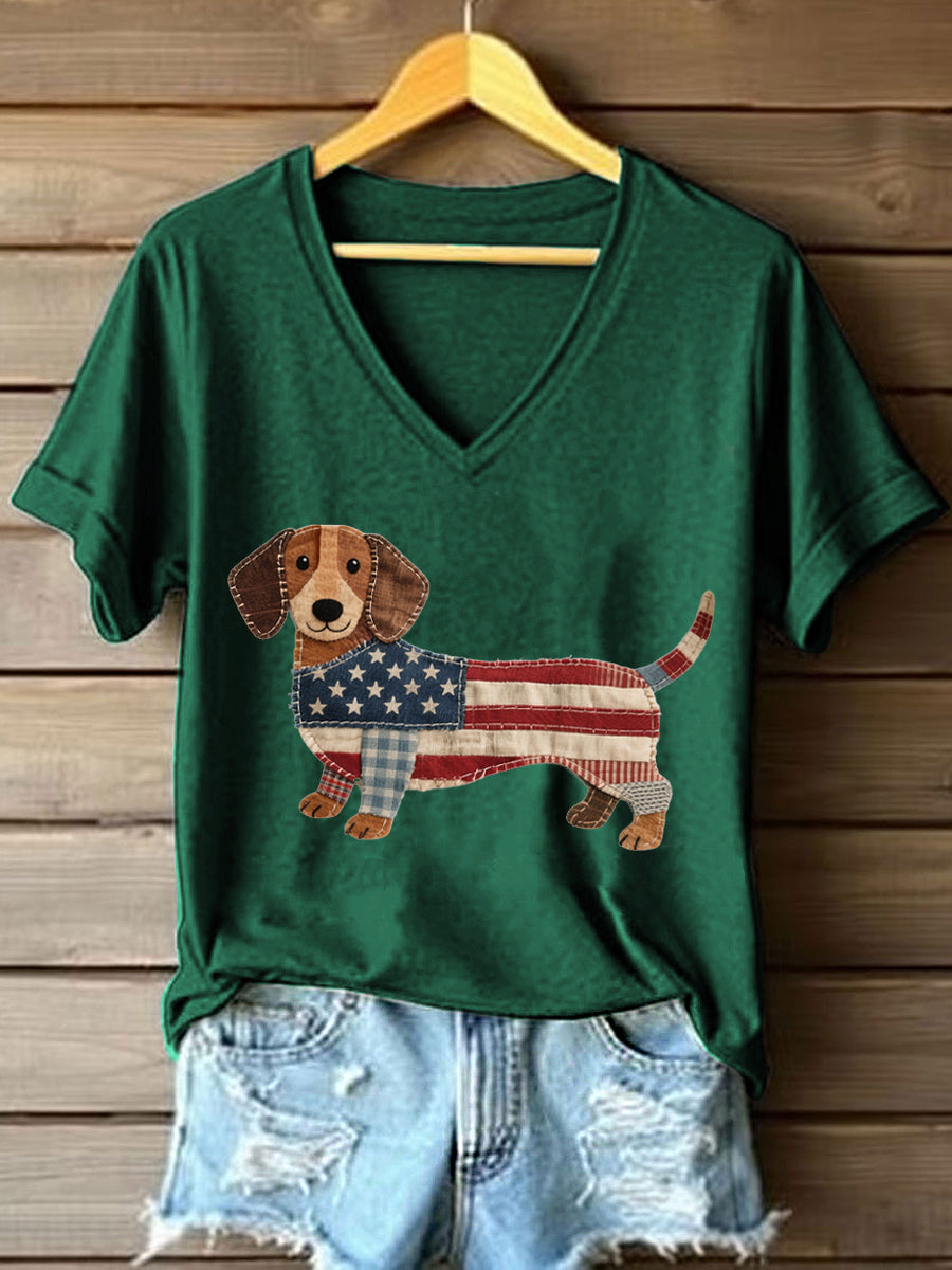 Adorável Dachshund Patchwork Padrão v-Neck t-shirt do mulheres