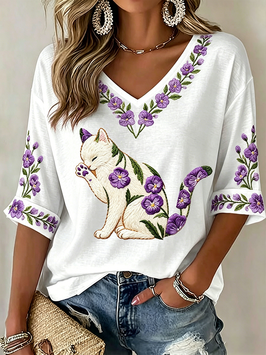Camiseta casual feminina com estampa de gato e flores
