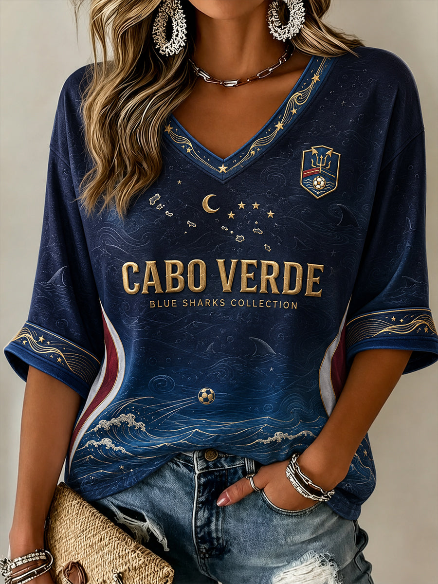 Camisa de linho com gola em V e estampa de futebol de Cabo Verde para mulheres