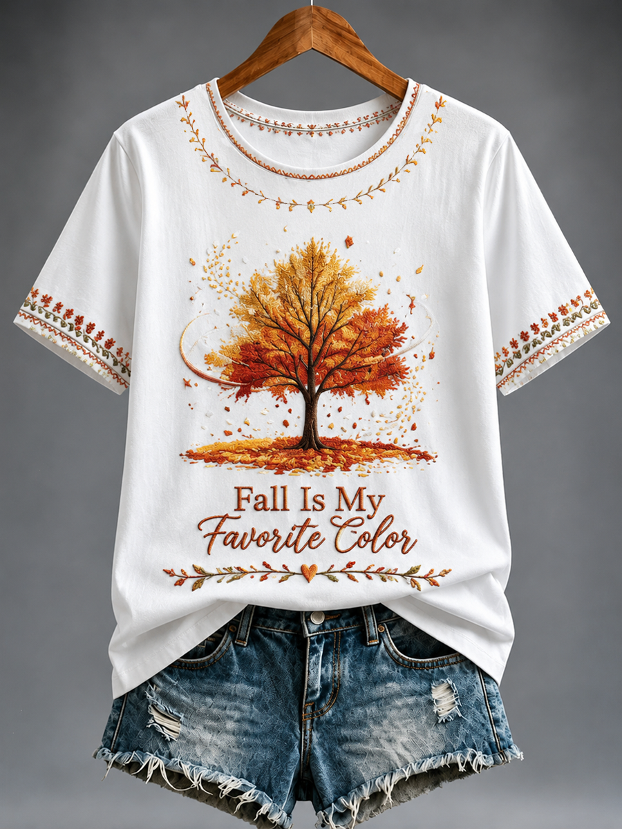 Camiseta feminina de manga curta estampada com a frase “O OUTONO É A MINHA COR PREFERIDA”