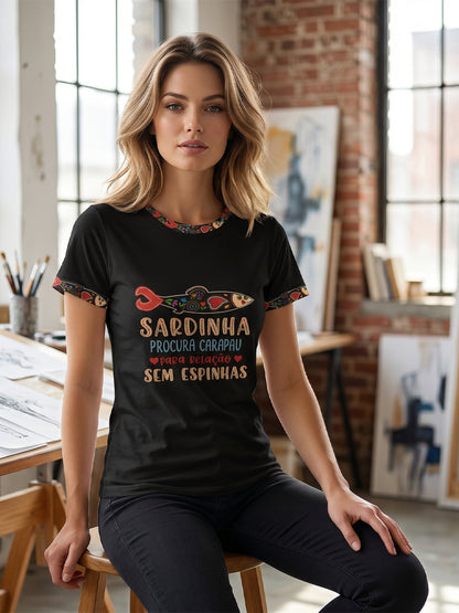 Women's Santos Populares Sardinha Art Impresso T-Shirt