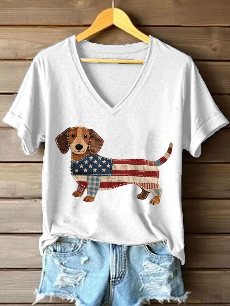 Adorável Dachshund Patchwork Padrão v-Neck t-shirt do mulheres