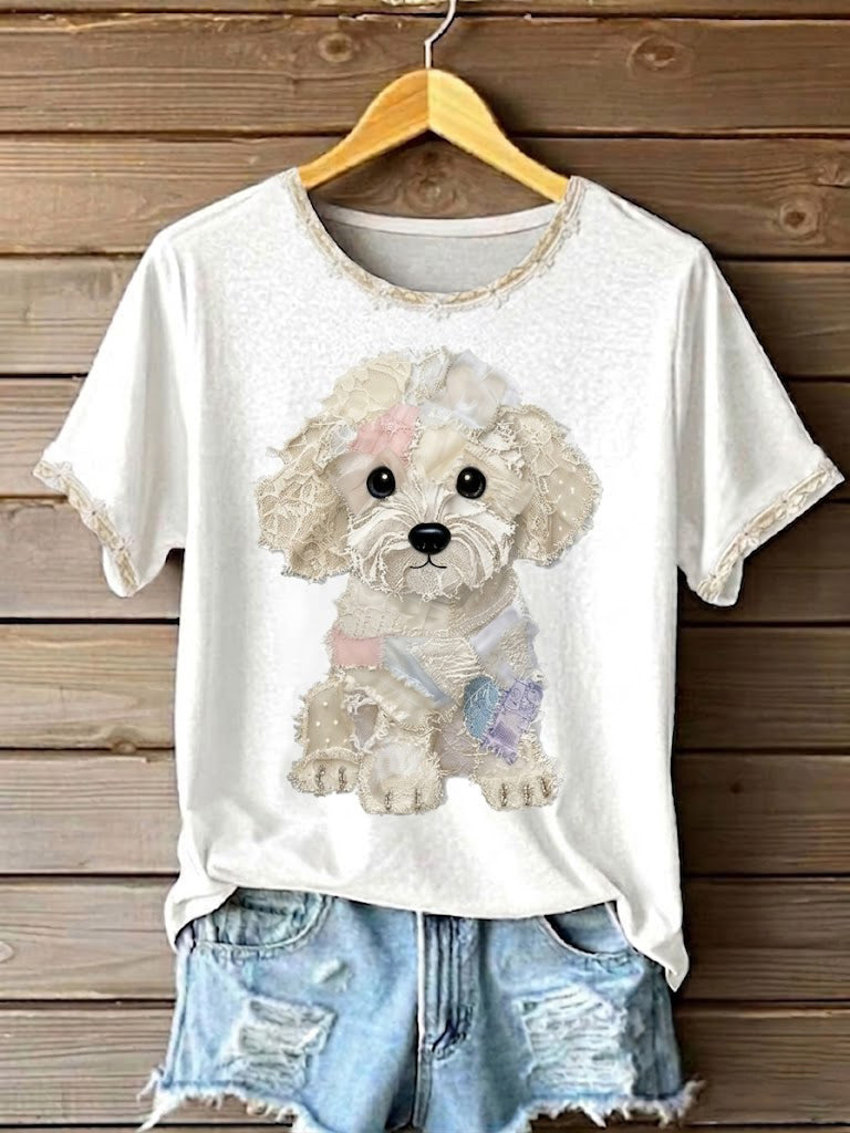 Camiseta estampada em patchwork de renda com cão, arte feminina