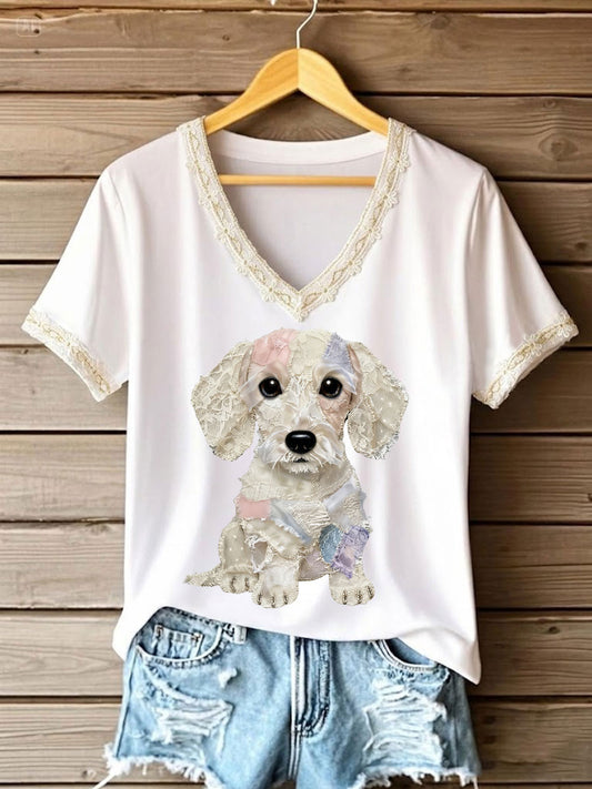 Camiseta feminina de arte com estampa de cão, renda e patchwork, gola em V
