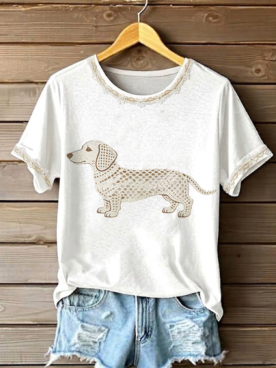 Camiseta Feminina com Arte de Gato e Mangas Curtas
