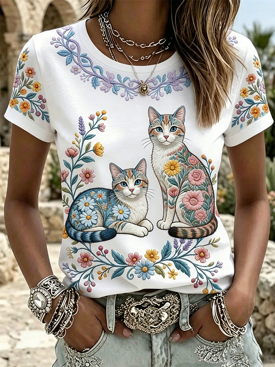 Camiseta casual feminina com estampa de gatos e flores