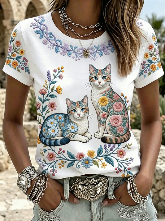 Camiseta casual feminina com estampa de gatos e flores