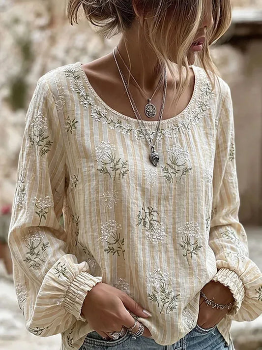Camisa feminina de algodão e linho com estampa de plantas e flores