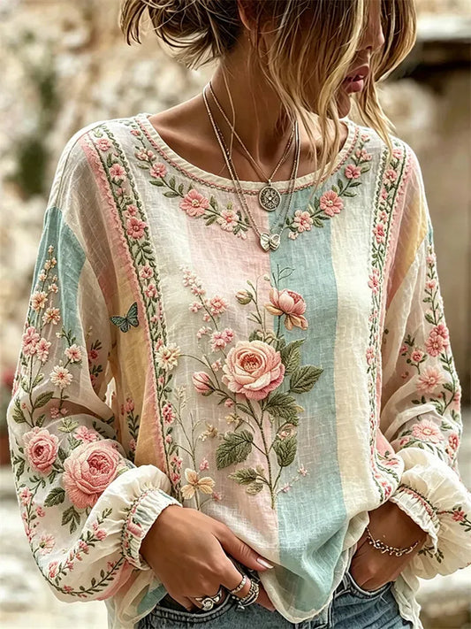 Camisa feminina de algodão e linho com estampa de plantas e flores