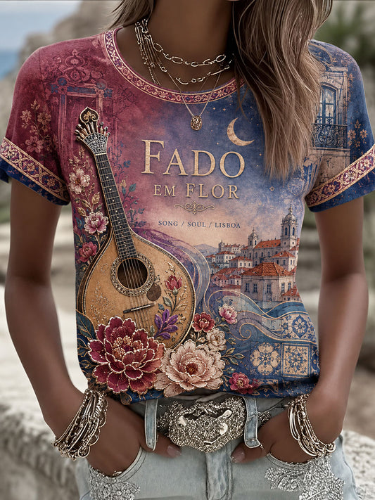 Camiseta estampada com arte do Festival das Mulheres dos Santos Populares de Portugal