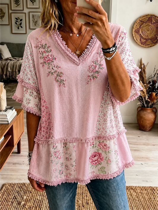 Camisa feminina em algodão e linho com estampa floral botânica em rosa