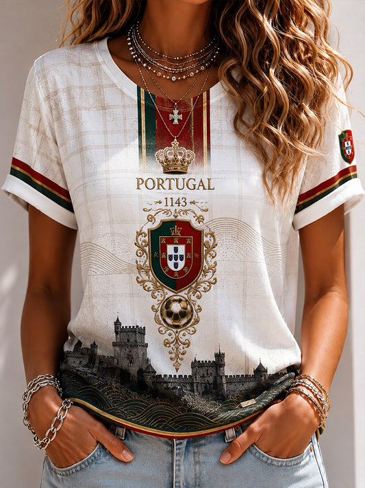 Camiseta com estampa artística da cultura dos torcedores em apoio aos jogos de futebol feminino de Portugal