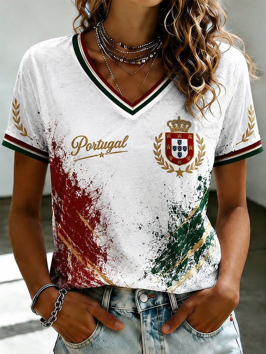 Camiseta feminina de futebol português com estampa e gola em V