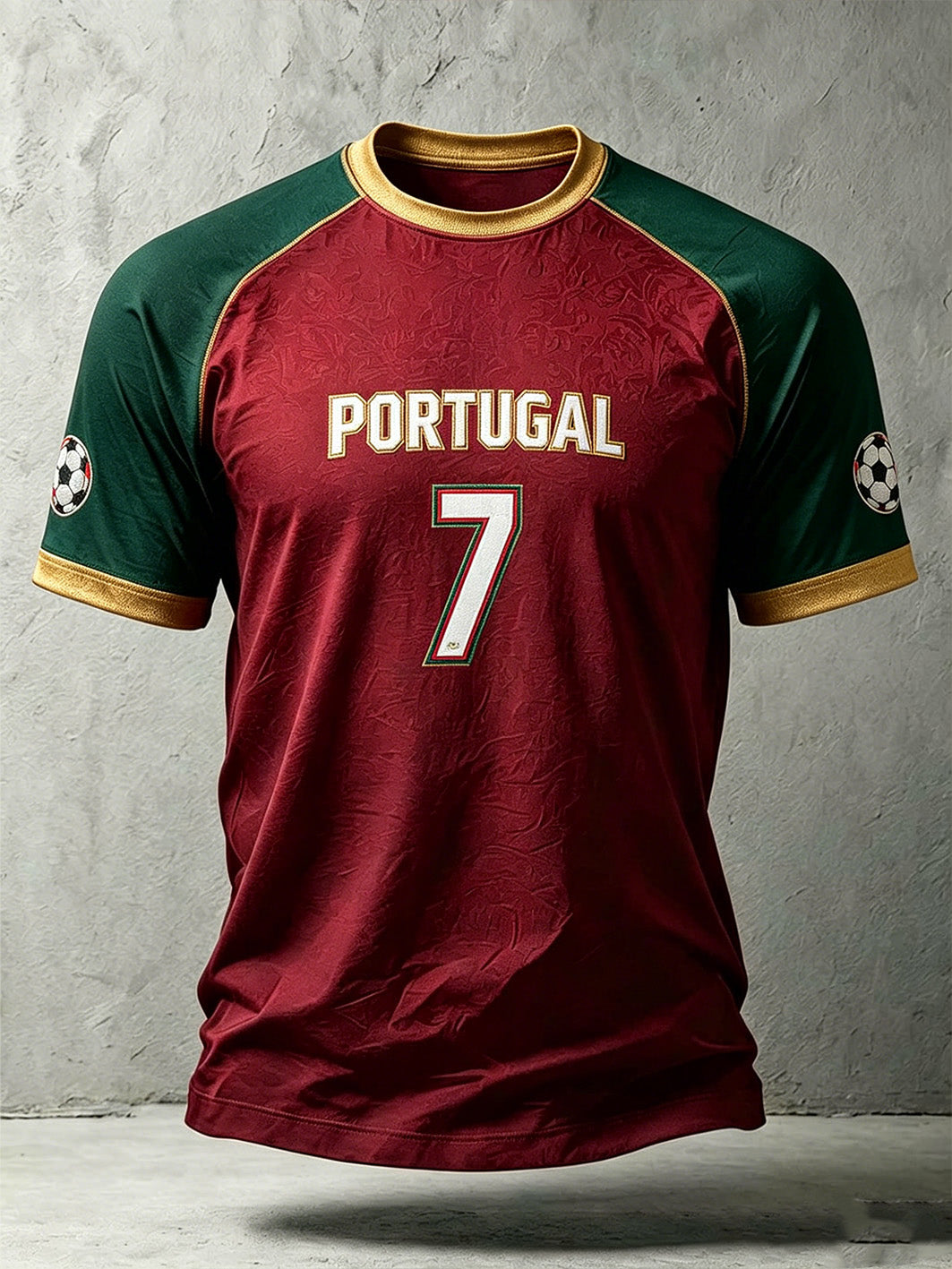 Camiseta casual estampada com padrão náutico e elementos do futebol masculino