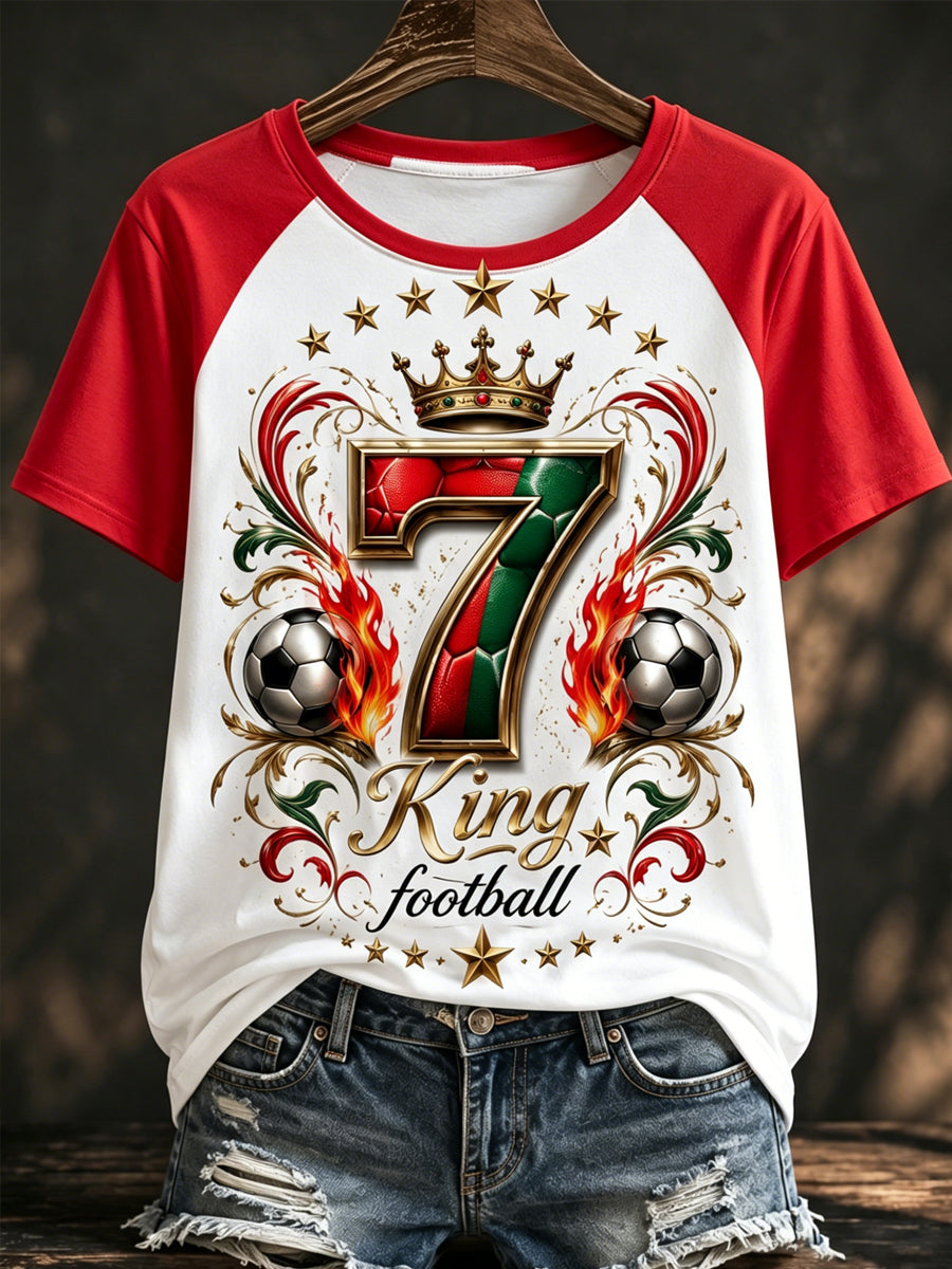 Camiseta com estampa artística de apoio à seleção feminina de futebol de Portugal