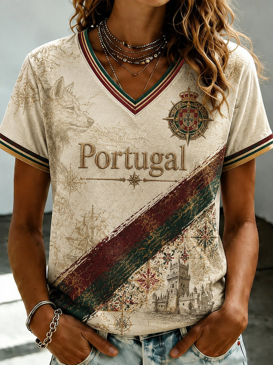 Camiseta feminina em português com estampa e gola em V