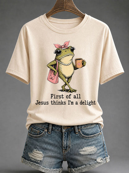 Camiseta casual estampada feminina com a frase “Jesus Acha que Sou Um Encanto”