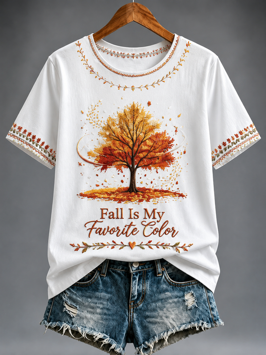 Camiseta feminina de manga curta estampada com a frase “O OUTONO É A MINHA COR PREFERIDA”